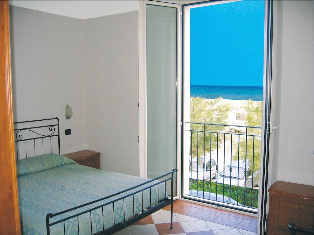 Residenza Villa Margherita Римини Экстерьер фото