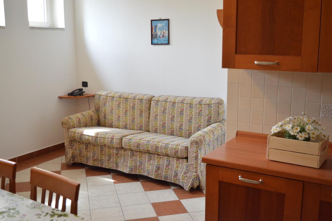 Residenza Villa Margherita Римини Экстерьер фото